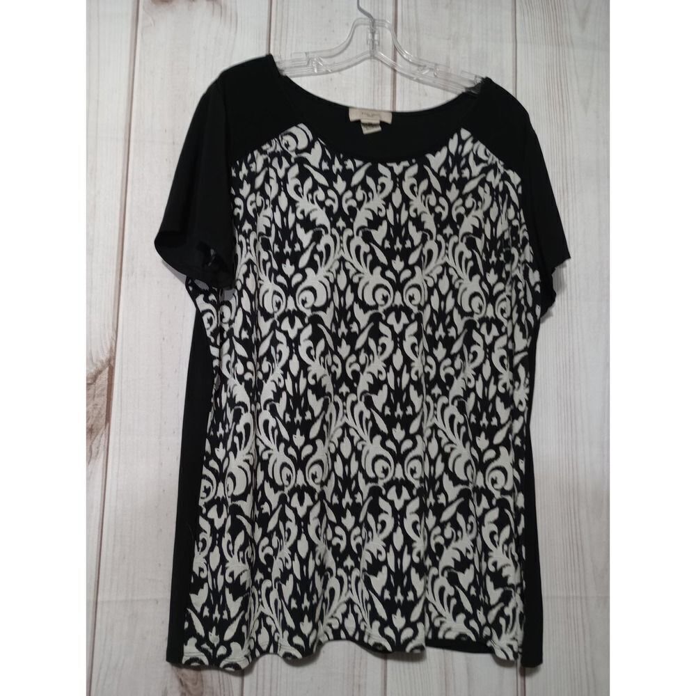 Diana Belle Shirt Ladies 2x Black White Short sleeve